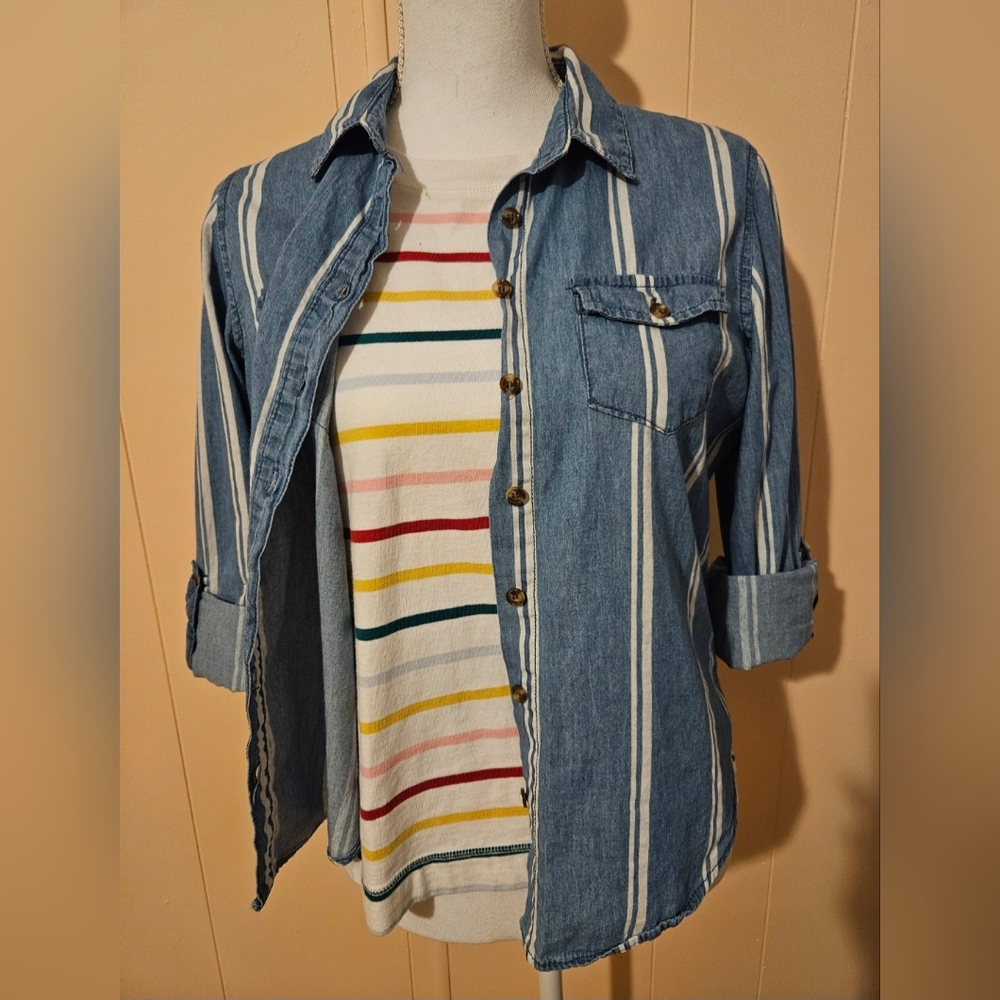 100% Cotton Charlotte Russe Denim Striped Collared Shirt